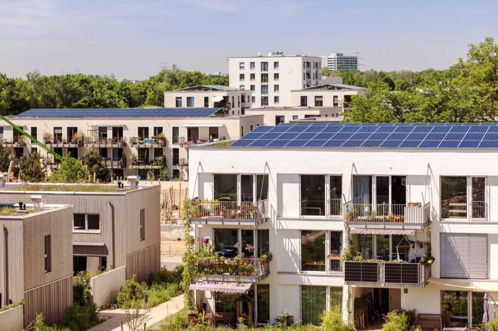 Esempi di edifici con impianti fotovoltaici kkkkkkkkkkkkkkkk